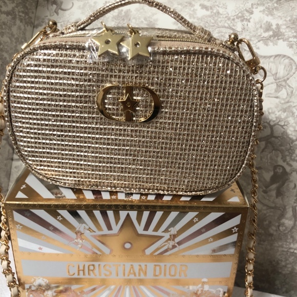 Dior Beauty Gold Pouch - Picture 6 of 7